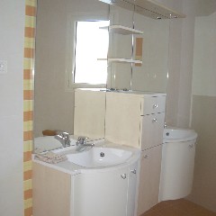 Pose de meubles de salle de bain