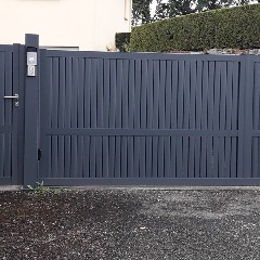 Portail coulissant + portillon